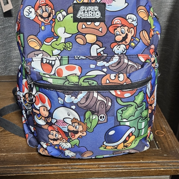 Super Mario backpack - Picture 6 of 7